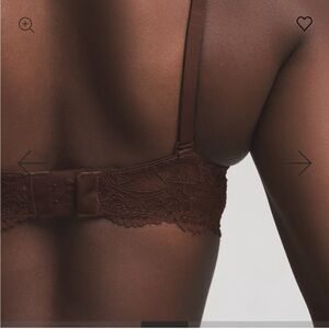 SKIMS fits everybody lace t shirt bra